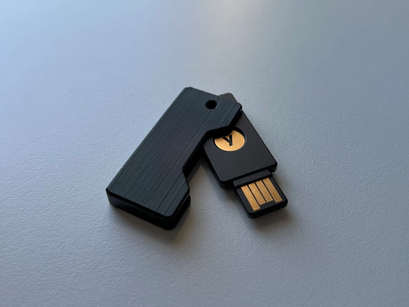 Чехол для YubiKey