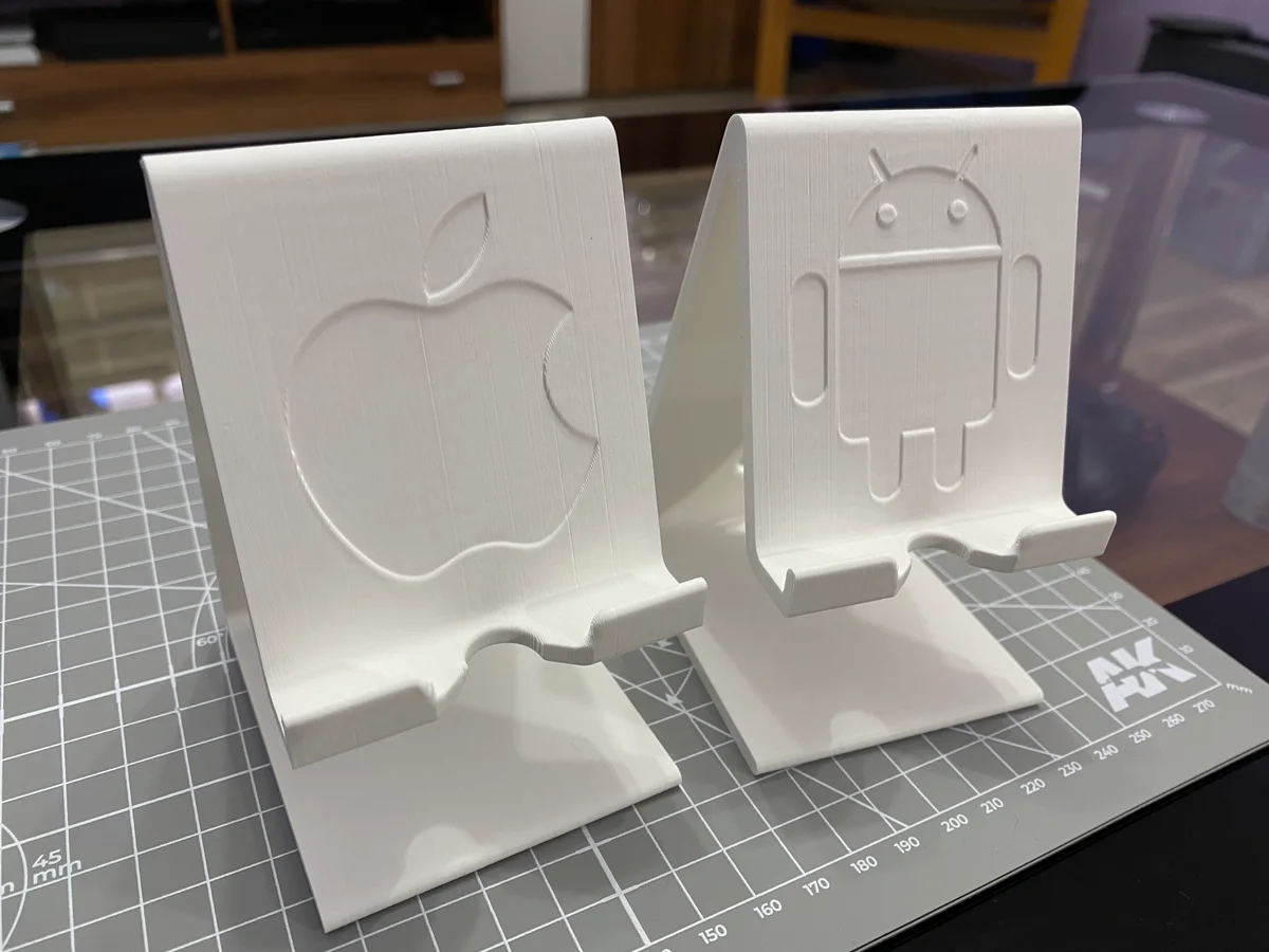 Phone stand — фото автора Lexikon